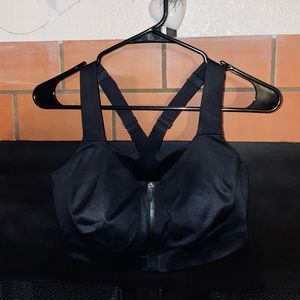 Victoria’s Secret Sports Bra Front Close